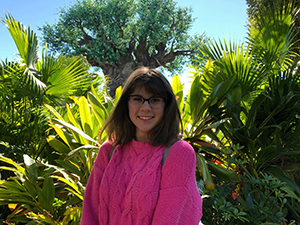 Cami Standing Infront Of The Tree Of Life At Disney World